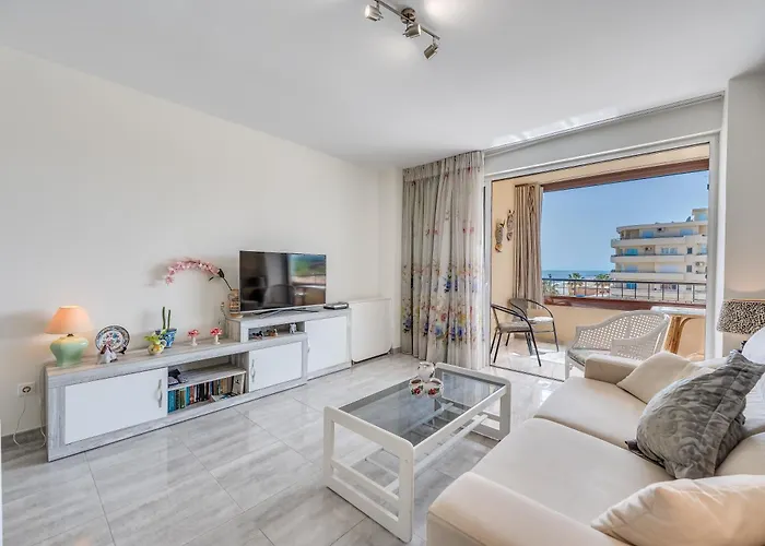 Apartment With A Sea View